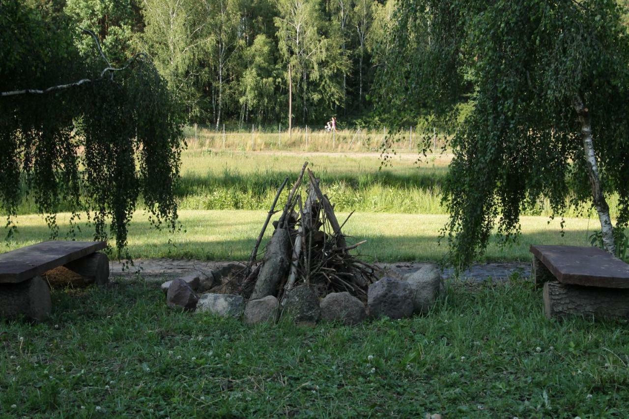 Quatro Osrodek Jezdziecki - Gospodarstwo Agroturystyczne Pobiedziska Exteriör bild